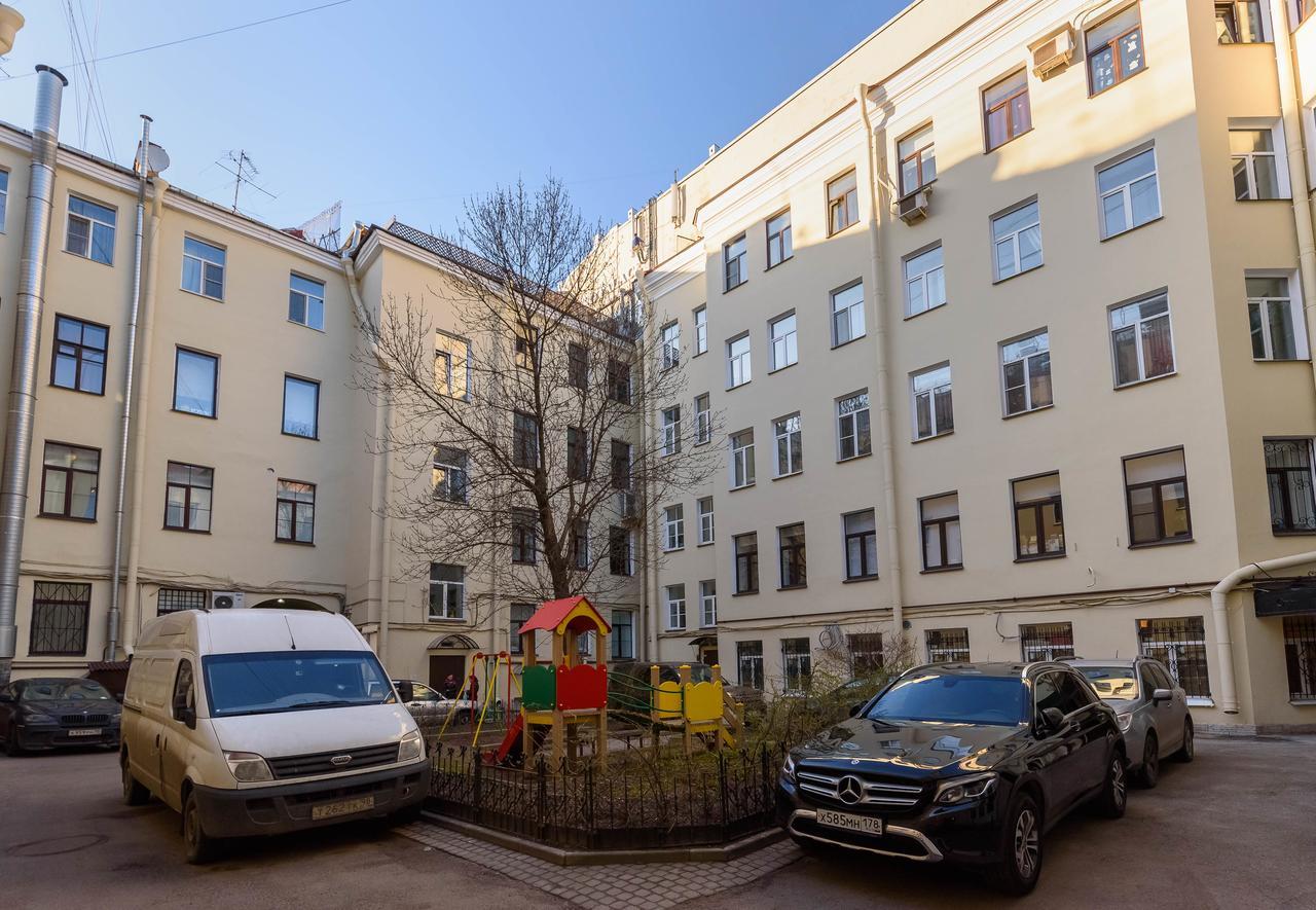 Apartment Na Maloy Morskoy Saint Petersburg Exterior photo